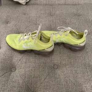 Nike Vapormax fluorescent yellow sneakers